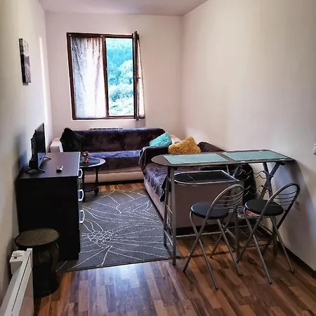 Apartment Double Near Lift -